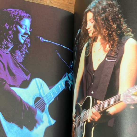 Music book: Sarah McLachlan Songbook for piano vocal and guitar - Picture 9 of 15